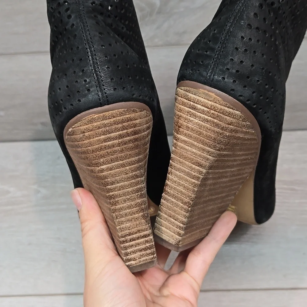 Vince Camuto Women Kainan Open Toe Ankle Heels Leather shoes boots sz 9.5M